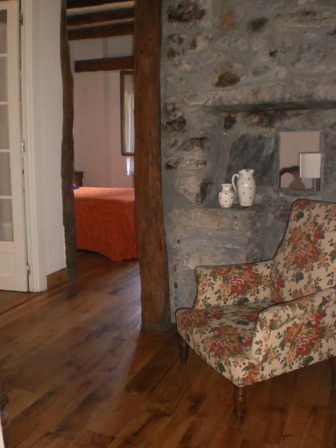 Larraenea Bed And Breakfast Lesaka Exterior photo