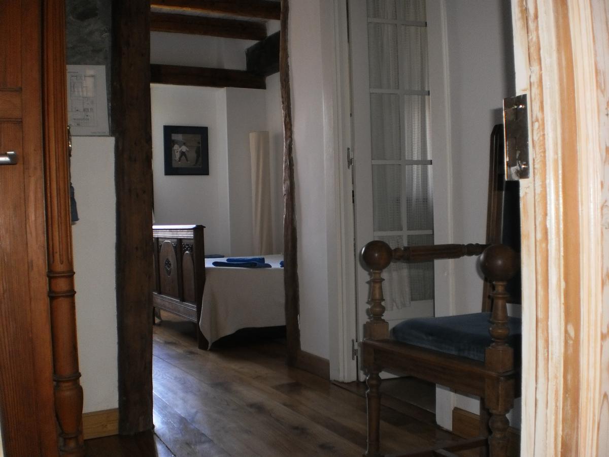 Larraenea Bed And Breakfast Lesaka Exterior photo