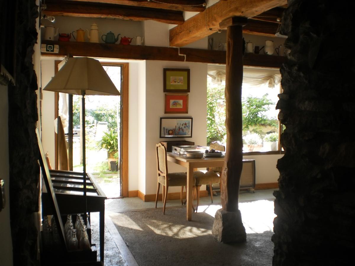 Larraenea Bed And Breakfast Lesaka Exterior photo